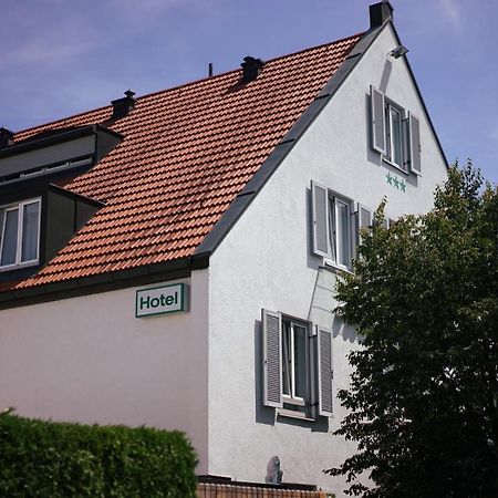 Hotel Am Ostpark Neubiberg Exterior photo